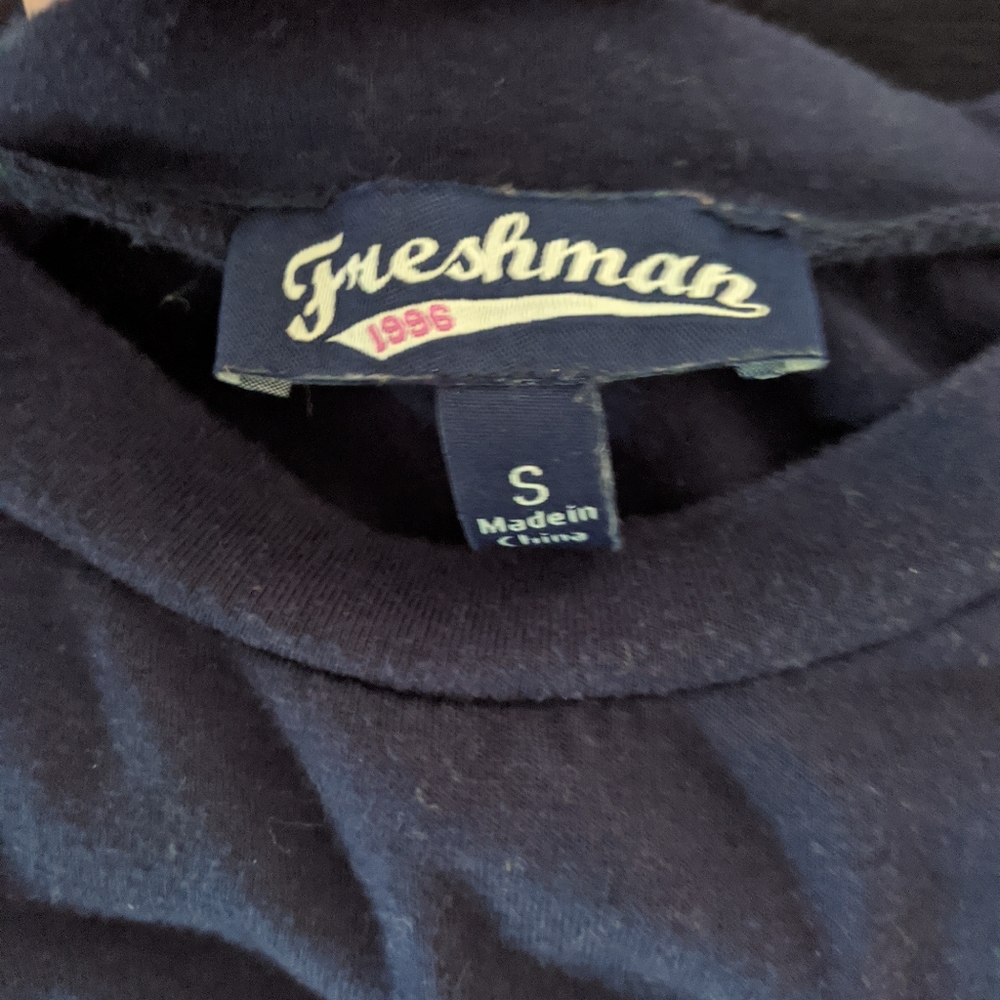 Freshman 1996 Navy striped crop top - Picture 2 of 5